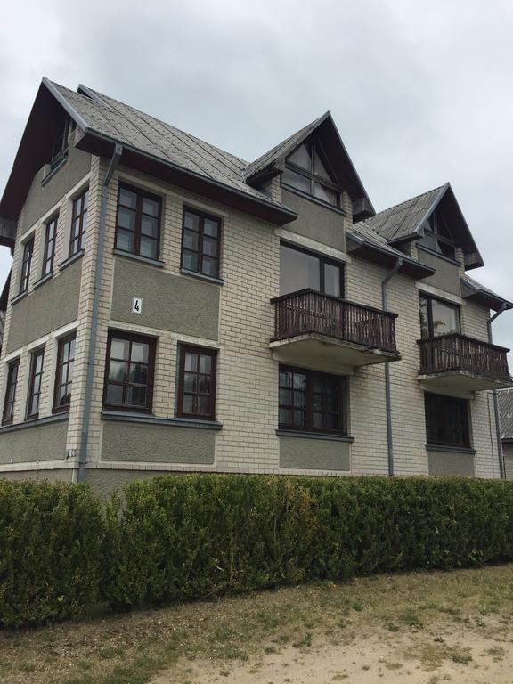 פלאנגה Guesthouse Sveciuose Pas Grazina מראה חיצוני תמונה